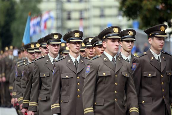 MORH raspisao natječaj za prijam u kadetsku službu