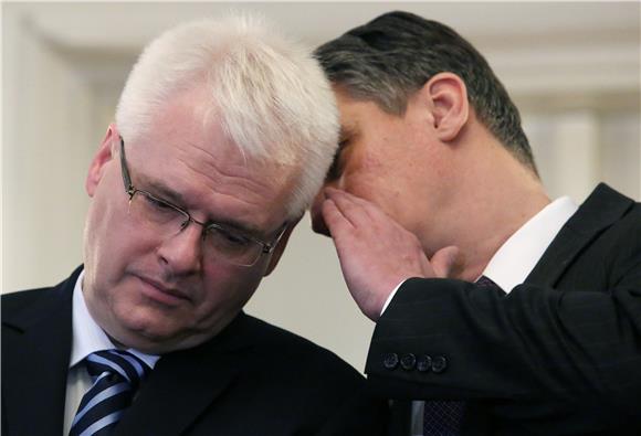 Josipović: ostajem u politici, neću rušiti Milanovića