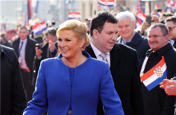 Kolinda Grabar Kitarović uspinjačom stigla na inauguraciju