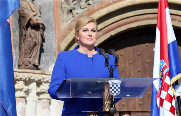 Kolinda Grabar Kitarović prisegnula za predsjednicu RH