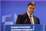 Dombrovskis: jedini realističan scenarij za Grčku je produljenje programa pomoći