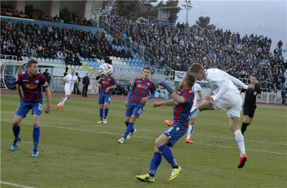 HNL: Rijeka - Hajduk 2-0 poluvrijeme