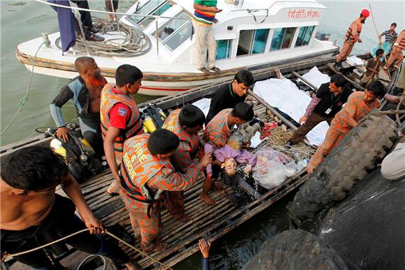 BANGLADESH FERRY ACCIDENT