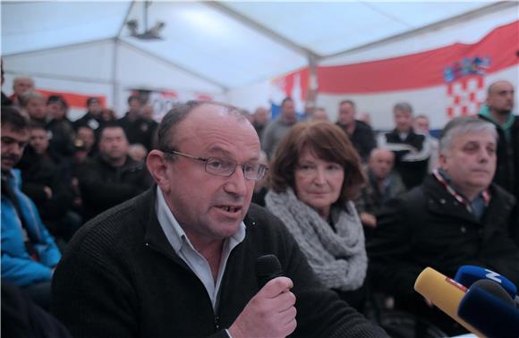  Konferencija za medije u šatoru branitelja