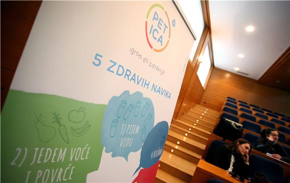 Zagreb: Program pravilne prehrane u osnovnim školama ''Petica - igrom do zdravlja''