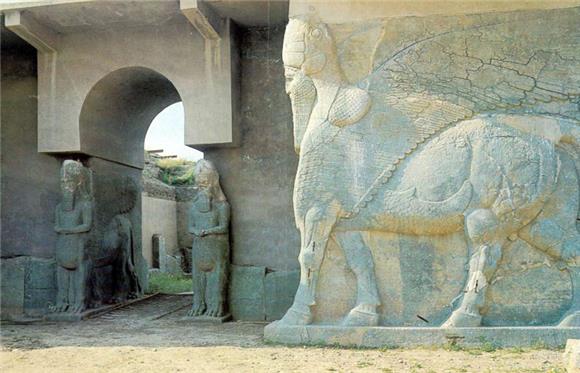 Irak: IS buldožerima porušio povijesni grad Nimrud