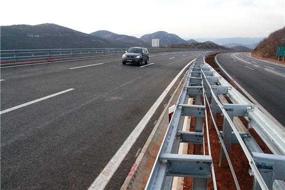 Nove tehnologije mogu smanjiti broj nesreća na autocestama 