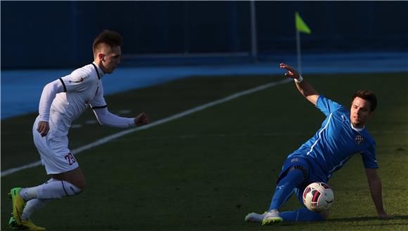 Dinamo - Zagreb 2-0 poluvrijeme