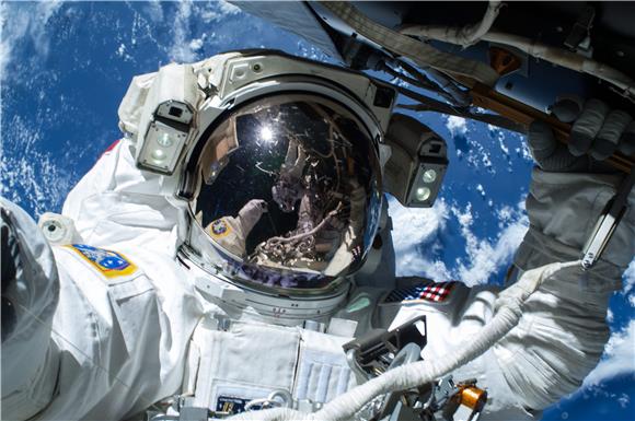 SPACE ISS SPACEWALK