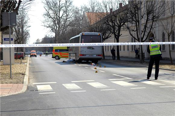 Karlovac: u naletu autobusa poginula pješakinja