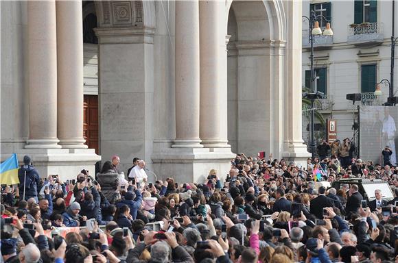 ITALY BELIEF POPE NAPLES