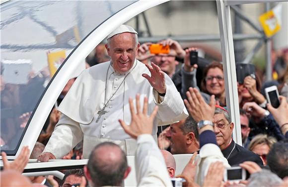 ITALY BELIEF POPE NAPLES