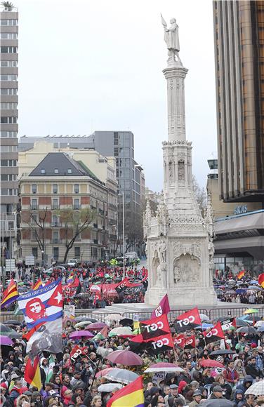 Madrid: Više tisuća sudionika prosvjeda za dostojanstvo