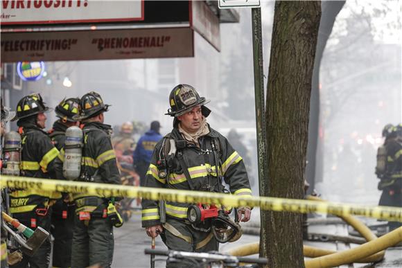 USA NEW YORK BUILDING COLLAPSE