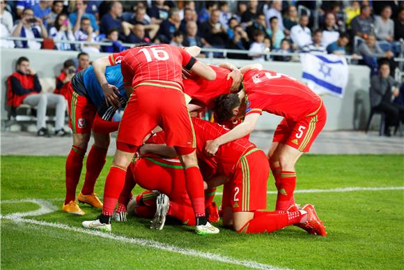 EURO 2016: Pobjeda Velšana, Česima samo bod