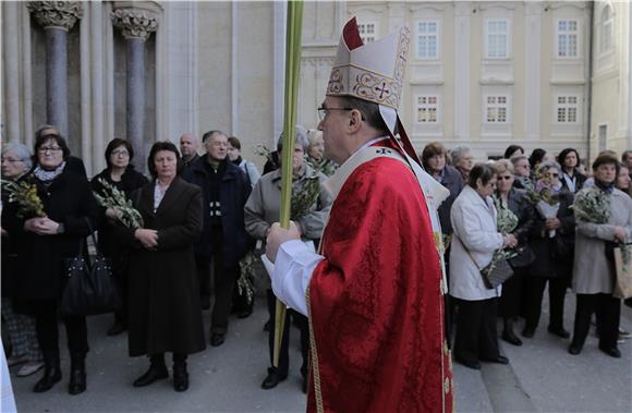  Svečano euharistijsko slavljei na Cvjetnicu