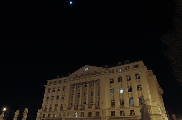 Croatian cities' landmarks go dark during "Earth Hour"