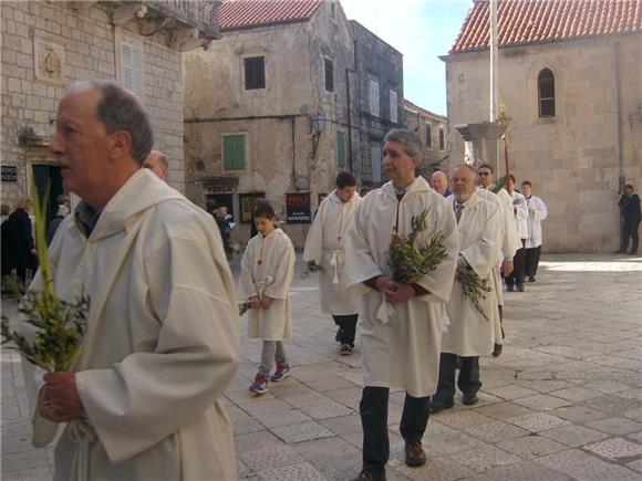 Cvjetnica i Veliki tjedan u Korčuli po starinskim običajima 