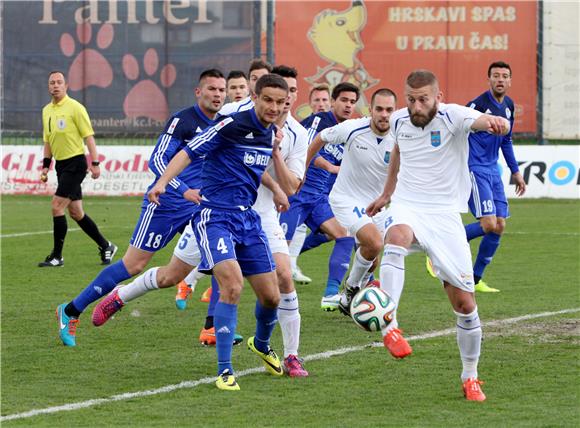 HNL: Slaven Belupo - Osijek 1-1 poluvrijeme