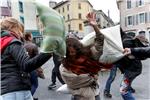 SWITZERLAND PILLOW FIGHT DAY