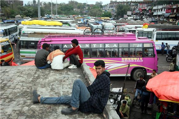 INDIA KASHMIR WEATHER