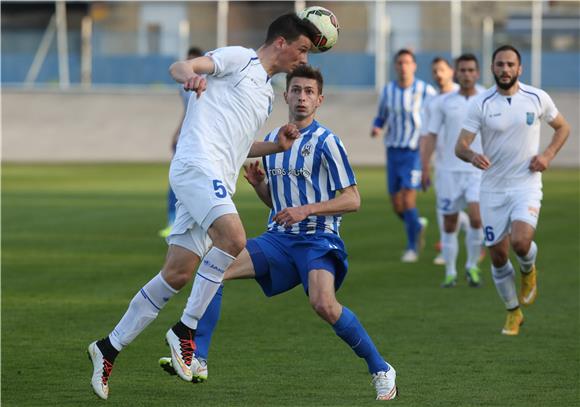 Lokomotiva - Osijek 1-0 - poluvrijeme