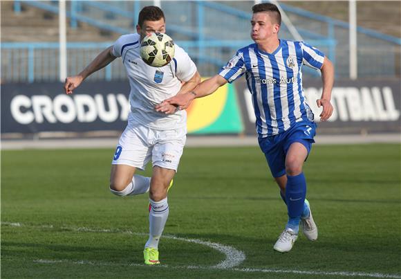 Lokomotiva - Osijek 1-0 - poluvrijeme