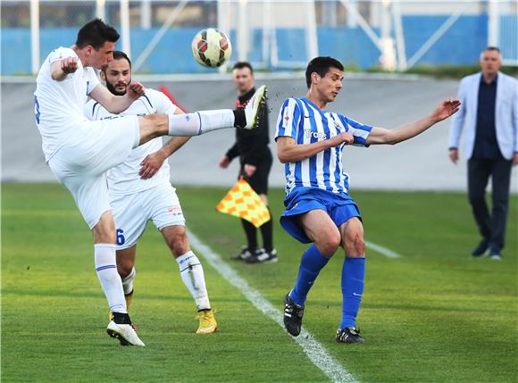 Lokomotiva - Osijek 1-0 - poluvrijeme