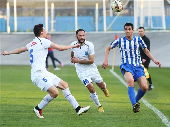 Lokomotiva - Osijek 1-0 - poluvrijeme