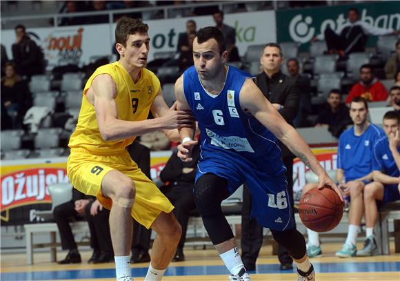 Liga za prvaka: Zadar - Zagreb 64-71