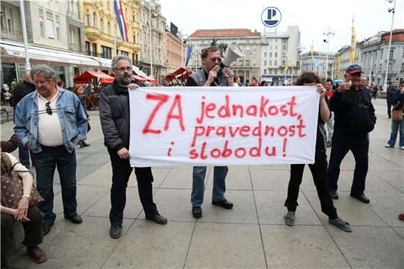 Prosvjed pokreta 'Occupy Croatia' na Trgu bana Jelačića 