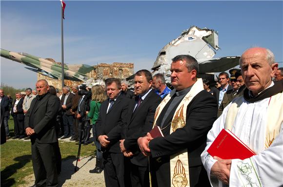 U Turnju otrkivena spomen ploča na mjestu razmjene logoraša 