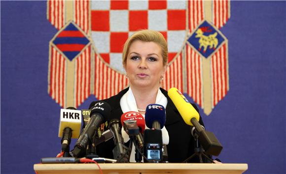 Predsjednica Grabar Kitarović dala izjavu za medije