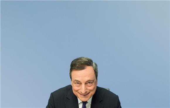 epaselect GERMANY ECB DRAGHI ATTACK