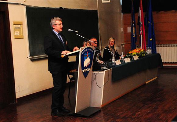 Međunarodni stručnajci na 'Istraživačkim danima Visoke policijske škole'