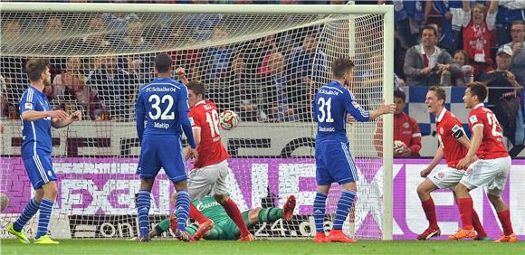 Njemačka: Mainz - Schalke 2-0