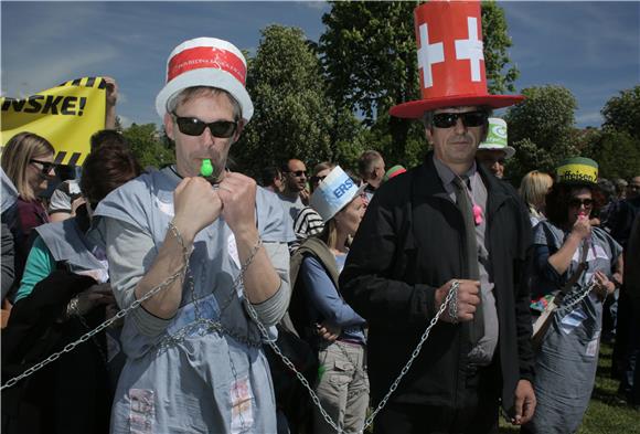 3,000 disenfranchised protest in Zagreb