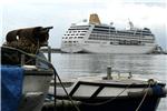 Expert warns cruise ships' environmental effects greater than profits