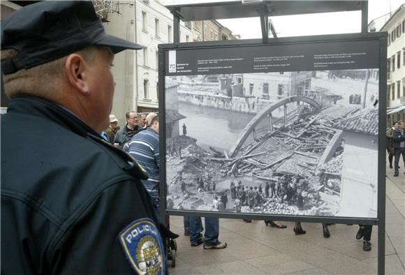 Izložba ''Rijeka, sjećamo se''