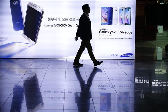 Samsung ponovno ispred Applea po prodaji pametnih telefona