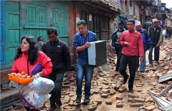 UN uputio hitan poziv na donacije za spašene u Nepalu