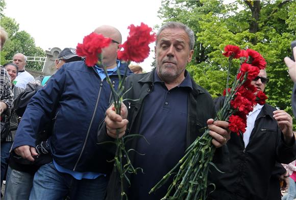 Gradonačelnik Bandić slavi Praznik rada u Maksimiru