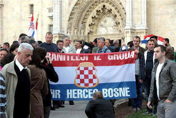 Uoči 'Skupa zajedništva' branitelji okupljeni na misi u katedrali 