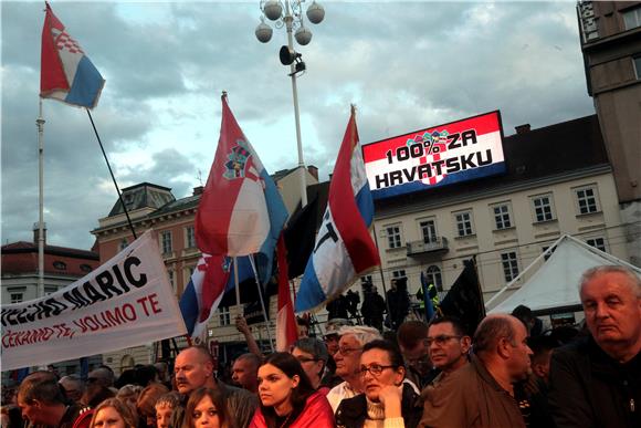 Na Trgu bana Jelačića počeo 'Skup zajedništva' 