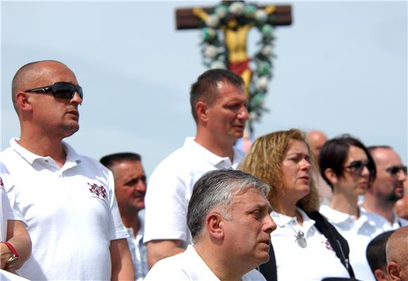 Otkrivanje spomen-obilježja masovne grobnice Gređani