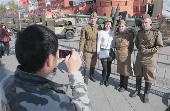 RUSSIA HISTORY WWII VICTORY DAY