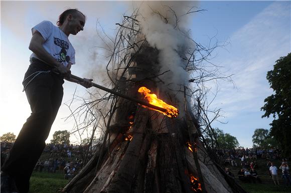 Na 70-tu obljetnicu oslobođenja Zagreba obnovljena tradicija Trnjanskih kresova 