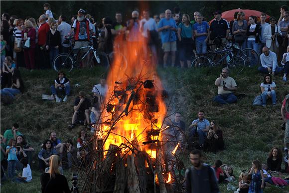 Na 70-tu obljetnicu oslobođenja Zagreba obnovljena tradicija Trnjanskih kresova 