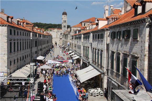 Zdravko Mišović pobjednik prvog dubrovačkog polumaratona