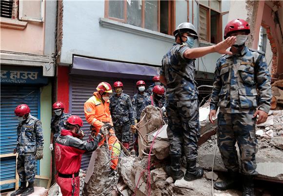 Nepalska vojska spasila 117 ljudi nakon potresa